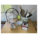 GROUP OF KITCHEN UTENSILS, SCALE, ETC