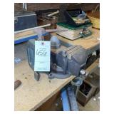 4 IN BENCH VISE AND SMALL PRESS