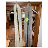 GROUP OF SCARVES