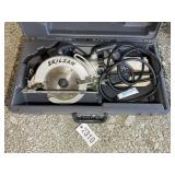 SKIL SAW 7 1/4 WORM DRIVE SAW, IN CASE