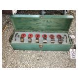 ARMSTRONG PIPE THREADER IN METAL BOX, WITH ACCESSO