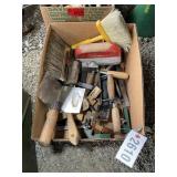 GROUP OF ASSORTED MASONRY TOOLS, TROWELS, ETC