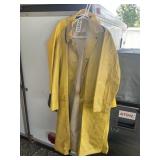 GROUP OF RAIN COATS, SIZE L
