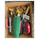 GROUP OF MASONRY ITEMS, RUBBING BRICKS, CHISEL, ET