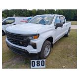 2023 Chevrolet Silverado 4x4, 4 door, white