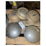 GROUP OF ASSORTED VINTAGE CHEVROLET HUBCAPS