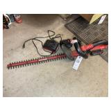 BAUER 20-VOLT CORDLESS HEDGE TRIMMER WITH TWO BATT