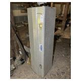 LEONARD TRUCK TOOLBOX, 60" X 20" X 17"
