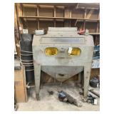 CLEMCO SANDBLASTING MACHINE MODEL NUMBER 2448