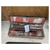 METAL TOOLBOX WITH SORTED 1/2-INCH DRIVE SOCKETS,