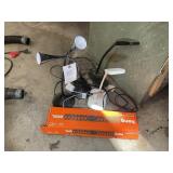 GROUP OF MISC. TABLE LAMPS/LIGHTS AND ONN TV MOUNT