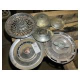 GROUP OF ASSORTED VINTAGE CHEVROLET HUBCAPS