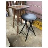 BLACK METAL FOLDING STOOL AND WOODEN SWIVEL BAR ST