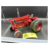 ERTL INTERNATIONAL HYDRO 100 WIDE FRONT, BLACK STR