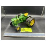 JIM GRAIN CART, BIG FARM, REAR TIRES, NOT ORIGINAL