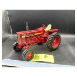 ERTL INTERNATIONAL 1026 HYDRO WIDE FRONT, RED ORIG