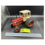 IH 1456 WF CAB DUALS REPAINT