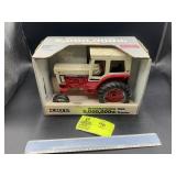 IH 1066 5 MILLION SPECIAL EDITION, NEW IN BOX, RED
