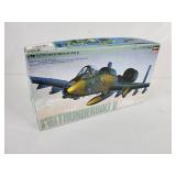 Hasegawa Fairchild A-10A Thunderbolt II Model Kit