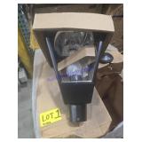 LUMINAIRE, POST TOP, COACH LAMP W/CHIMNEY,