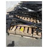 DECORATIVE LIGHT POLE  ARMS