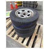 Goodyear 215/70 R 16 tires and rims 3