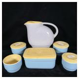 Hall China Water Pitcher, Casserole Dishes, >