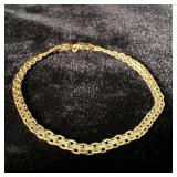 14K Gold bracelet 7"