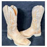 ARIAT MEN'S COWHAND VENTTEK WESTERN BOOTS - >