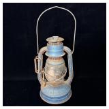 Vintage Dietz Little Wizard Kerosene Lantern >