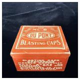 VINTAGE DUPONT BLASTING CAP TIN MINING NO. 6>