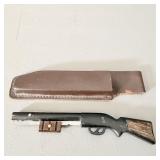 Mini Riffle United Tiwan Pocket Knife 7' >