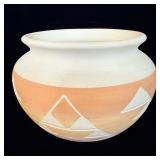 Large SIOUX pottery bowl 7 inches tall