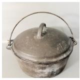 Vintage Griswold Cast Iron 5qt Dutch Oven w/Handle