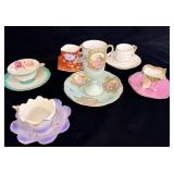 Antique Handpainted China Cups & Saucers >