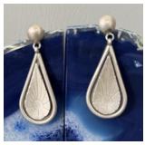 Sterling Silver Southwestern Sunburst Teardrop >