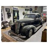 Late-1930s Chevrolet (appears to be a 1938 Chevrolet Master/Master Deluxe), body style to be confirm