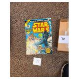 Vintage 1977 Star Wars large comic book