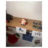 Vintage small porcelain Santa tea pot / no c/c