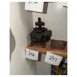 Vintage Queen salesmen sample cast iron stove