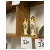 Vintage gold trimmed S+P shakers