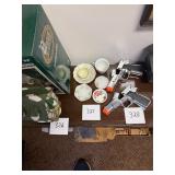 Lot of vintage miniature cups + saucers / Japan