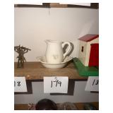 Antique small pitcher + basin / no c/c