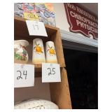 Vintage lemon salt and pepper shakers / no c/c
