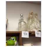 Antique saloon sherry bottle / with glass stopper