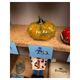 Vtg Art Glass Pumpkin Paperweight