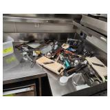 LOT: UTENSILS