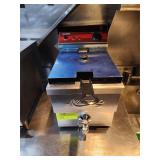 ELECTRIC COUNTER TOP FRYER