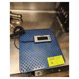 ACCUTECK 440 LB CAPACITY SCALE