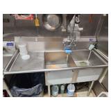 2 COMP SINK 1 DRAINBOARD W/ SPRAY 57' X 25' X 37'